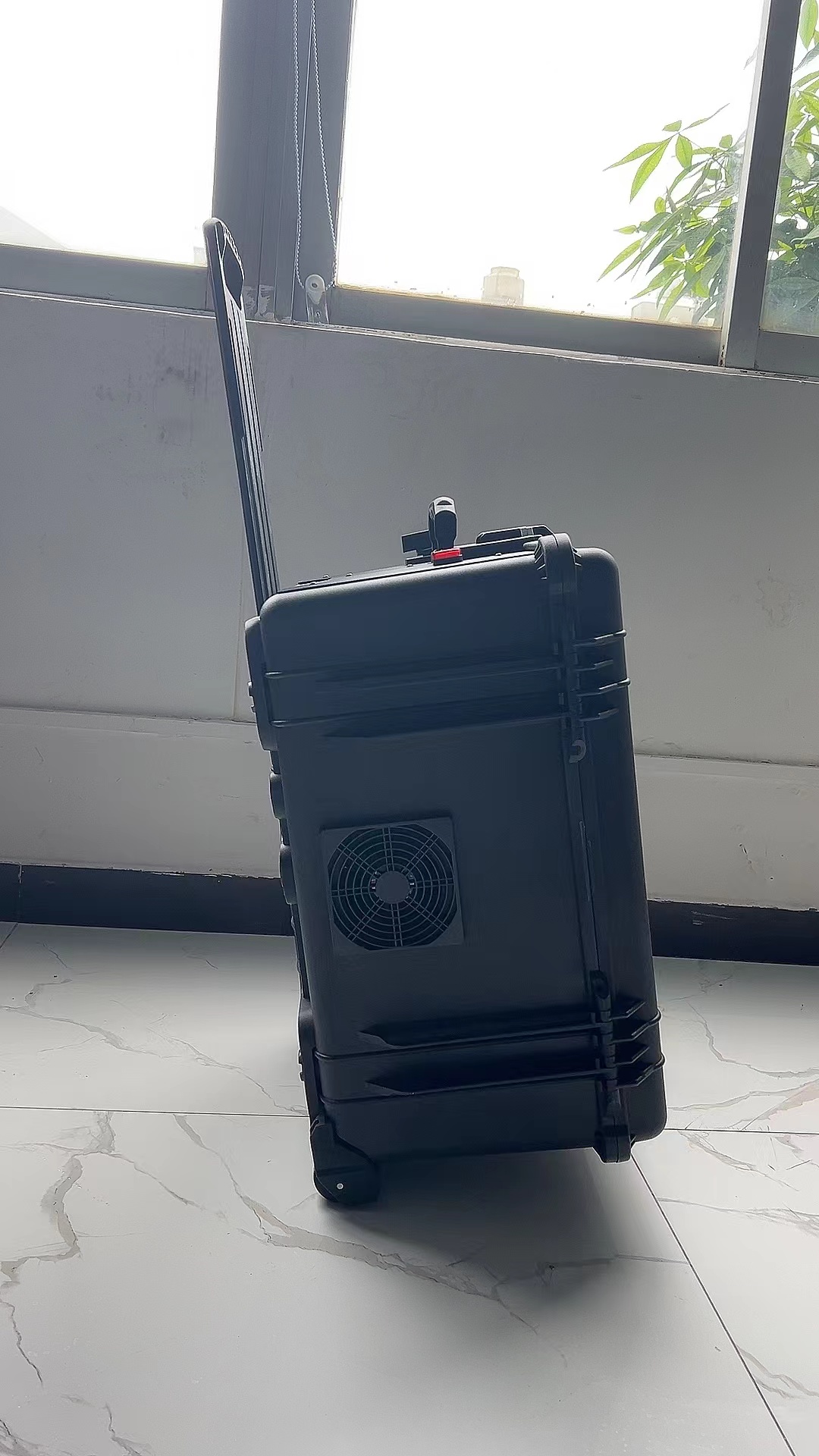 净潭乡手拉箱型移动通信干扰器